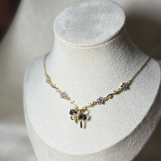 Collier Lis