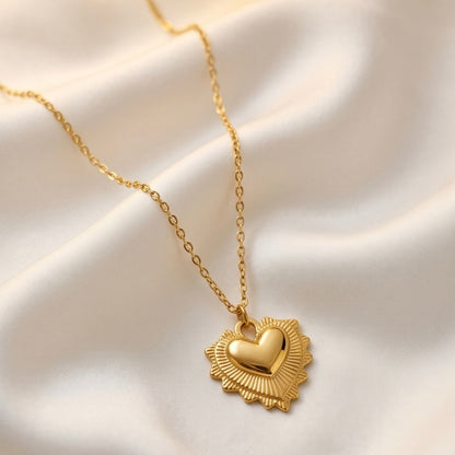 Collier Lora