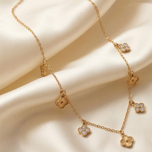 Collier Etana