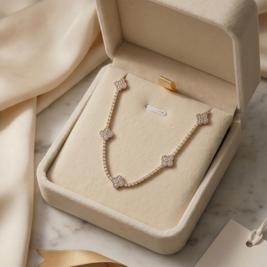 Collier Kely