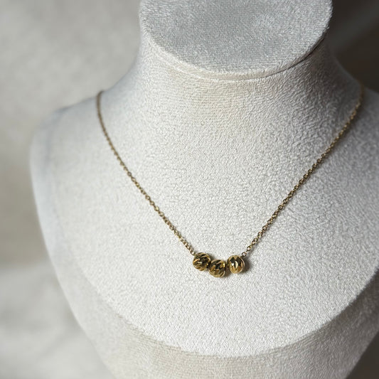 Collier Try