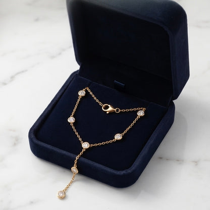 Collier Lora