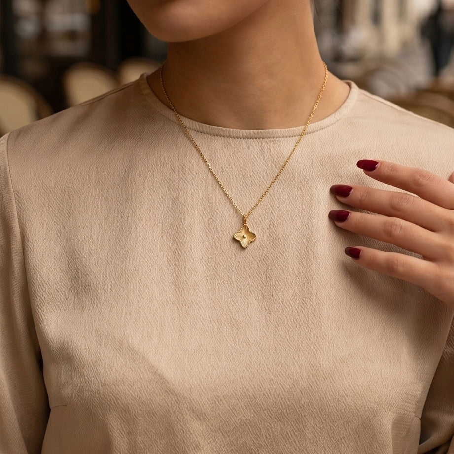 Collier Veya