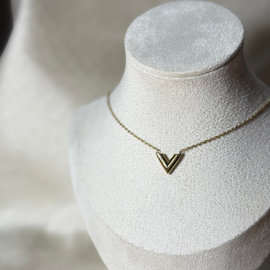 Collier Vale